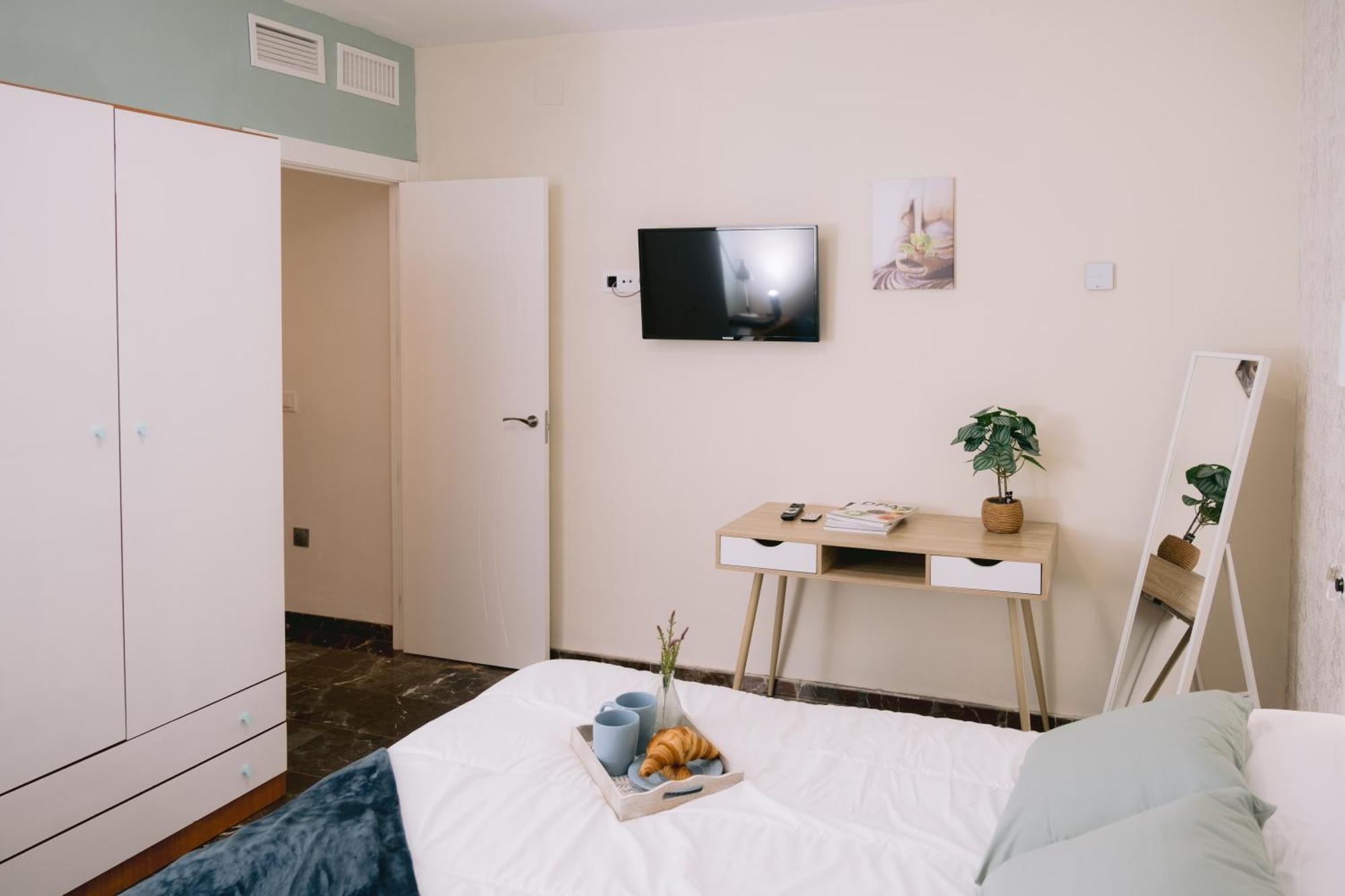 Piso Compartido Delyrent, Reja Hotell Jaén Eksteriør bilde